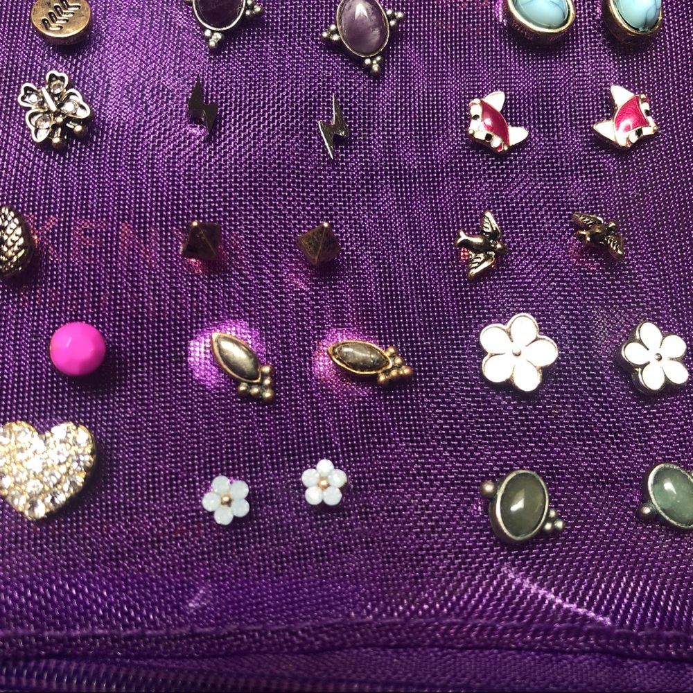 Stud Earring Collection - Picture 4 of 6